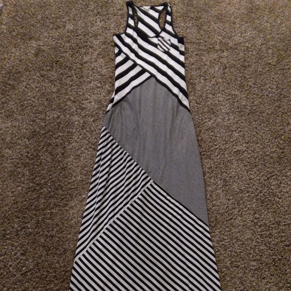 GUESS long maxi dress